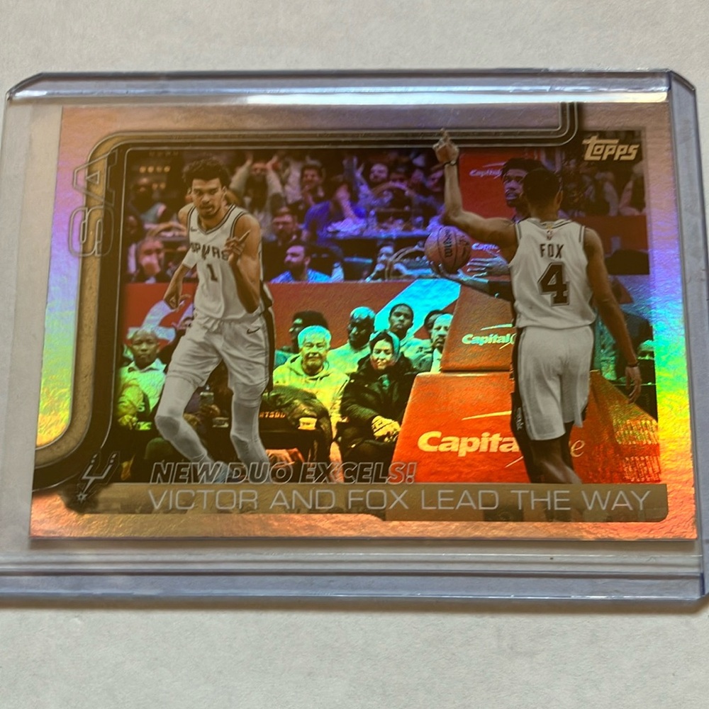 2025 Topps Victor and Fox Lead the Way Spurs HOLO Basketball Card NEW
